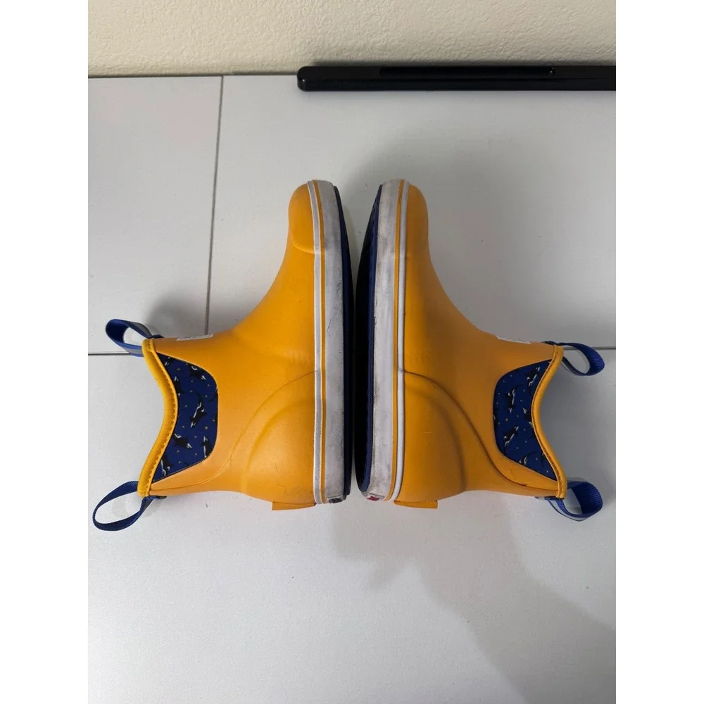 Xtratuf Salmon Sisters Ankle Deck Boots Womens 8 Yellow Rubber Rain Waterproof